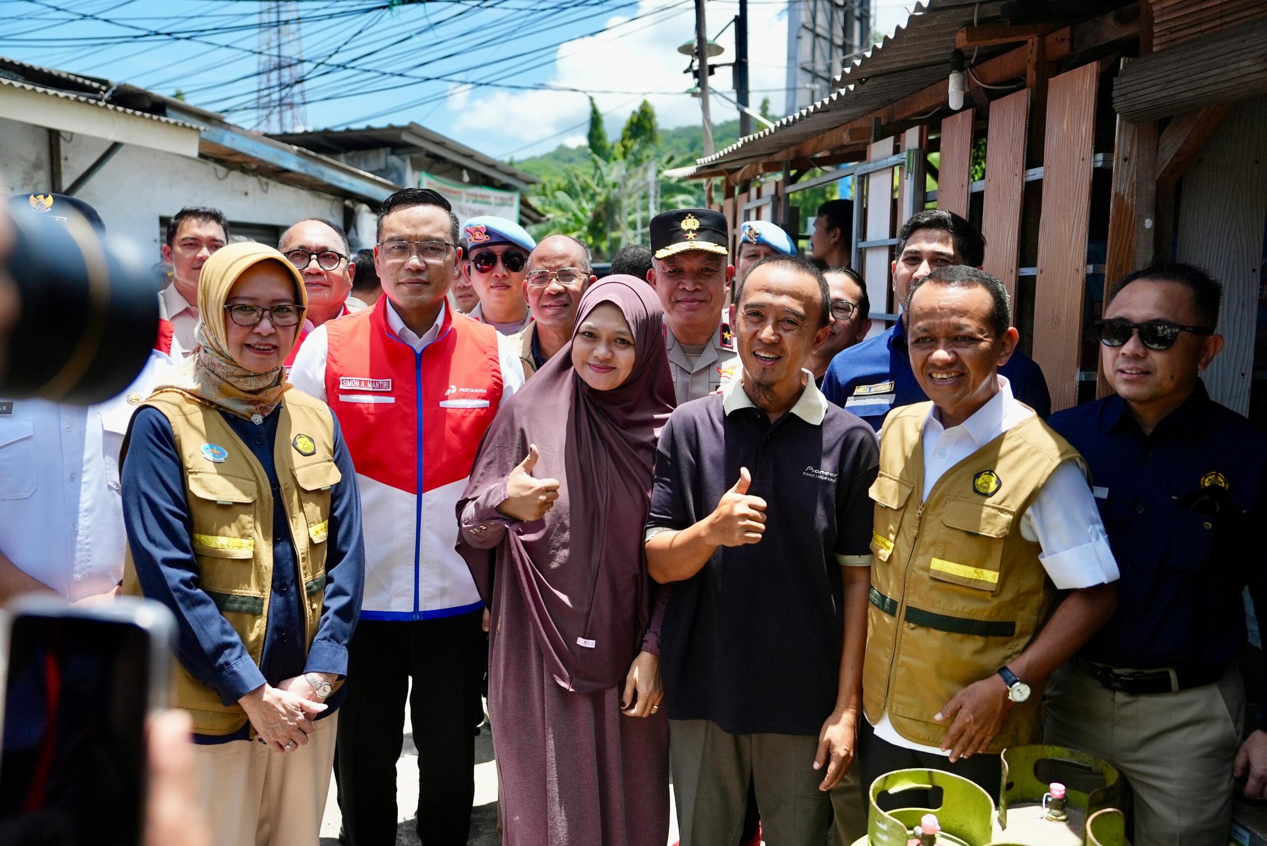 Pastikan Kelancaran Mudik, Menteri ESDM dan Dirut Pertamina Tinjau Pasokan BBM dan LPG di Banten