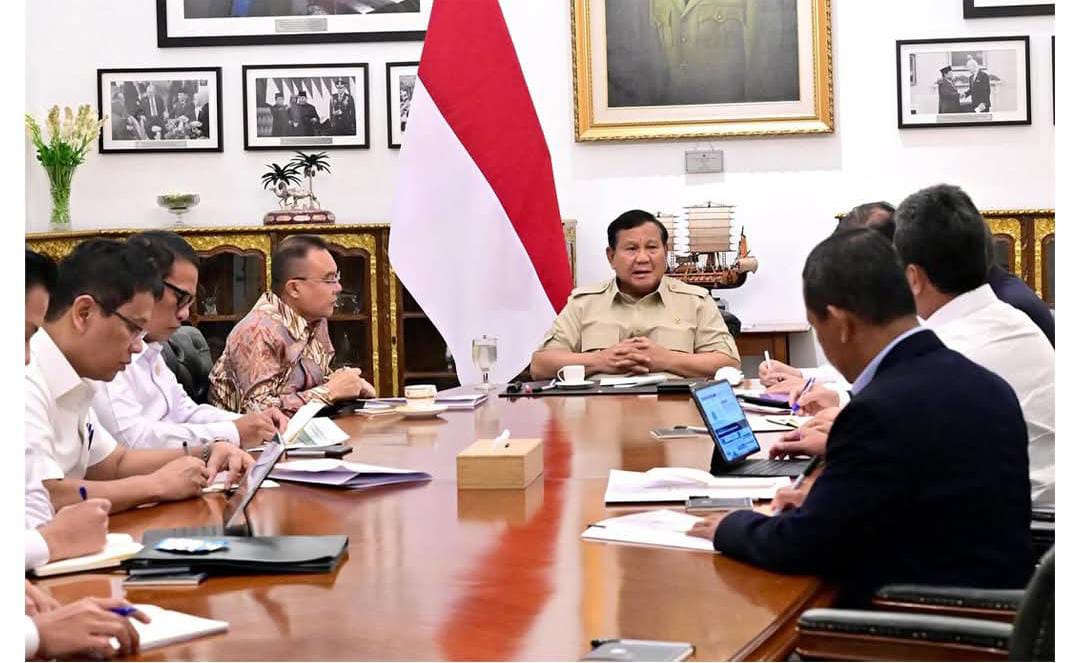 Prabowo Subianto Bahas Paket Stimulus Ekonomi 2025 Bersama DPR dan Kabinet Merah Putih