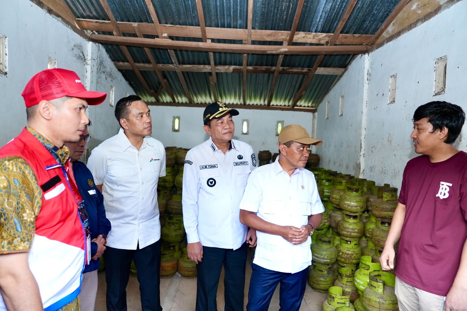 Dorong Produksi Migas Nasional, Menteri ESDM dan Pertamina Kunjungi Lapangan Sumur Rakyat Musi Banyuasin