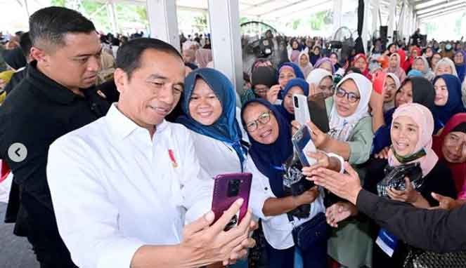 Presiden Jokowi Silaturrahmi dengan Nasabah Program Mekaar di Tangsel